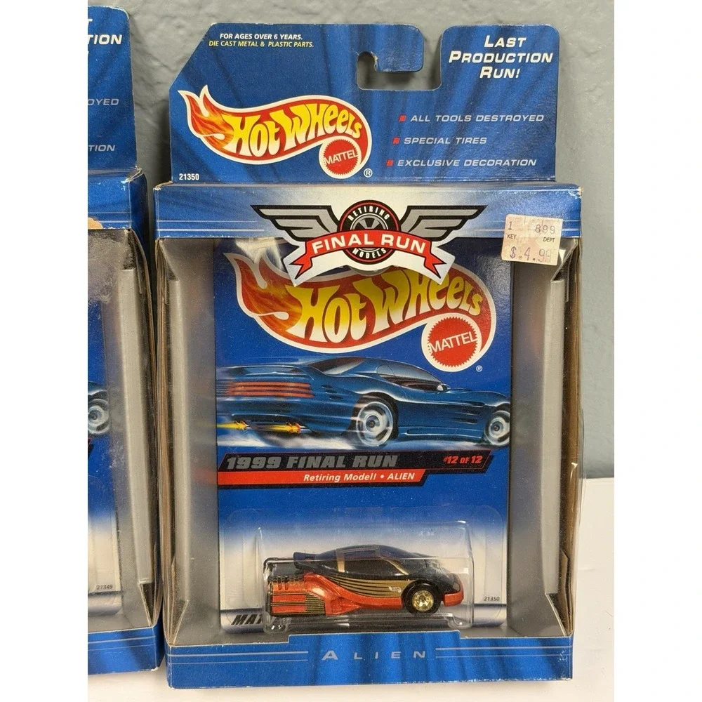 Hot Wheels Last Run Bent Cards‎ Still Sealed Lot Of 2